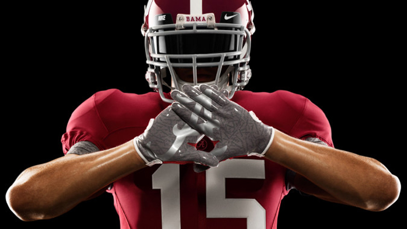 alabama crimson tide football palyer